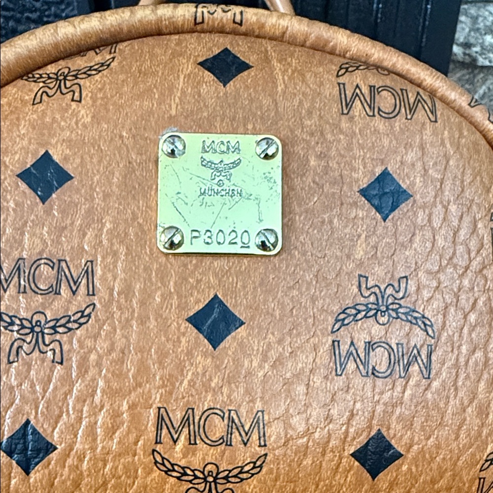 MCM Stark Side Studs Backpack 🔥 - Picture 2 of 16